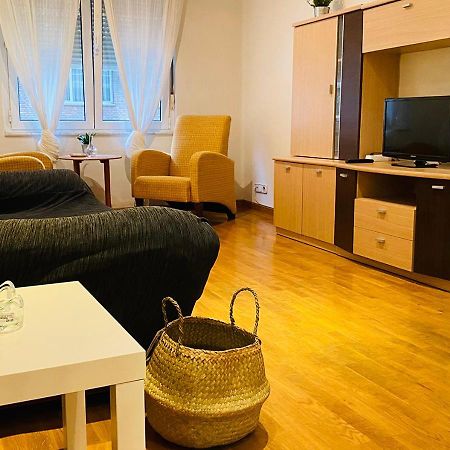 Piso 3 Habitaciones Al Lado Del Auditorio Y A 5 Min De Oviedo Centro Екстериор снимка